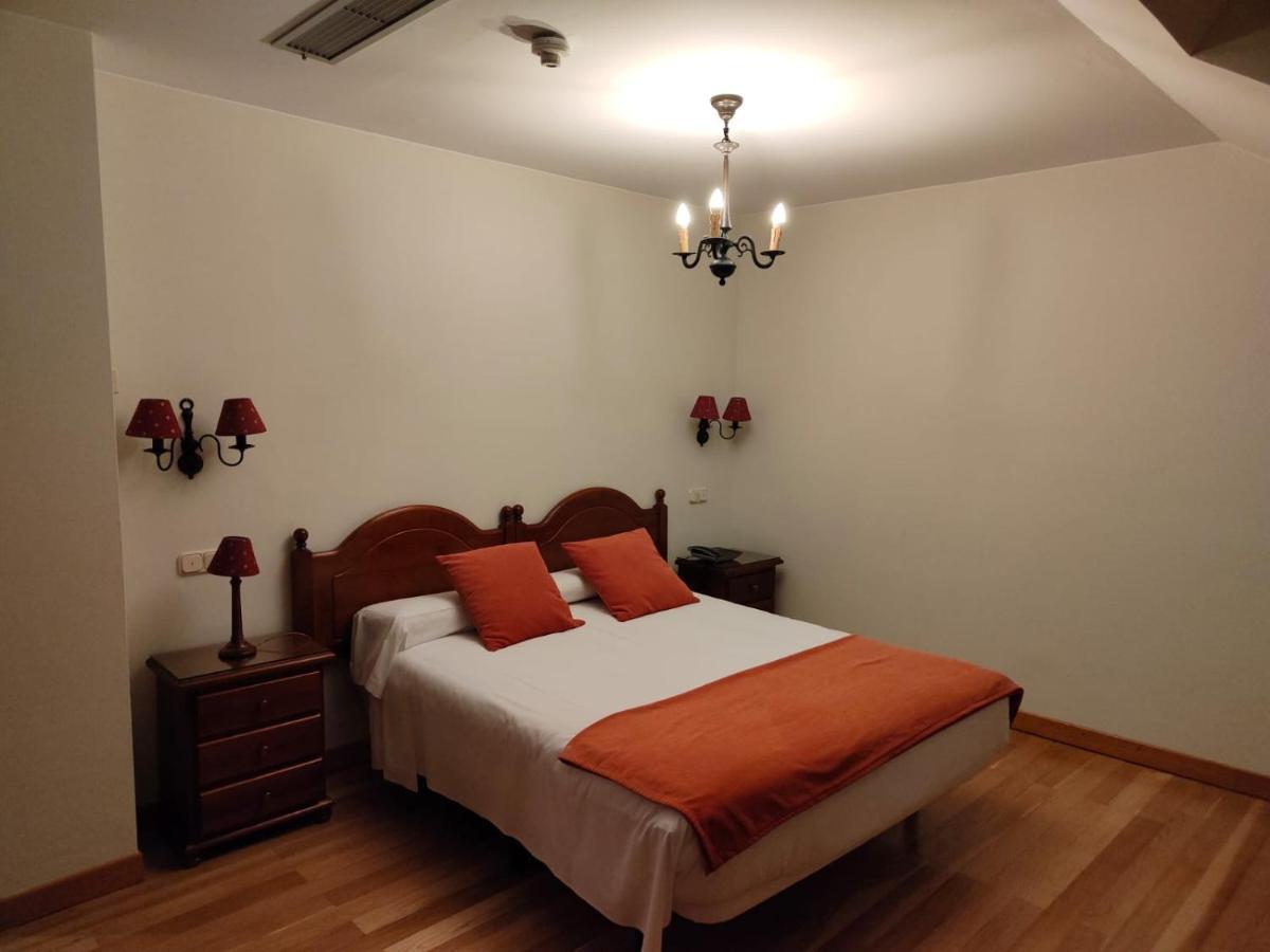 La Posada De Pradorey Ventosilla Exteriér fotografie